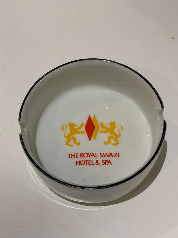 Vintage Continental China Ashtray - Holidays Of Yesteryear - Royal Swazi Hotel & Casino