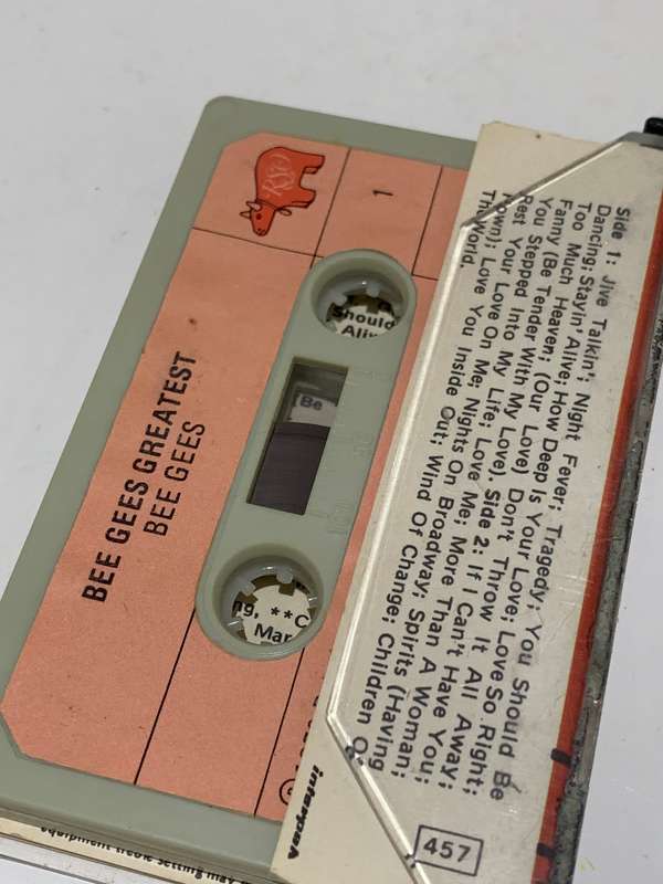 Cassette Tape - Bee Gees . Greatest - Not Tested / See Pics