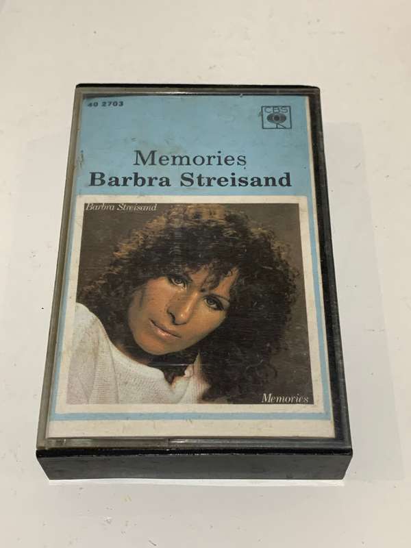 Cassette Tape - Barbra Streisand . Memories - Not Tested / See Pics