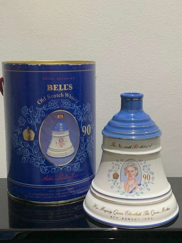 Wade Porcelain Bells Whisky Decanter  90th Birthday - Queen Mother - 4 August 1990 (empty)