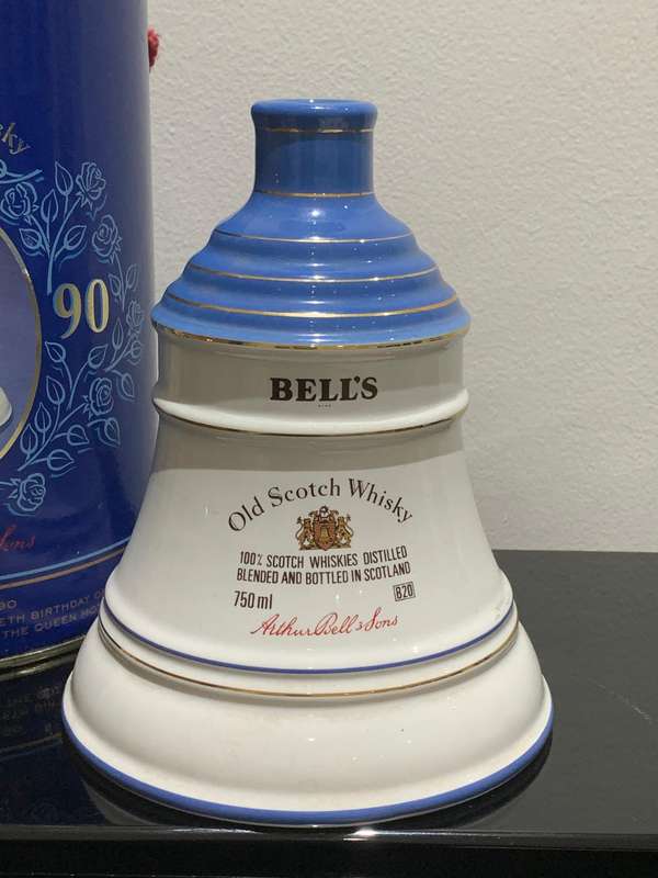 Wade Porcelain Bells Whisky Decanter  90th Birthday - Queen Mother - 4 August 1990 (empty)