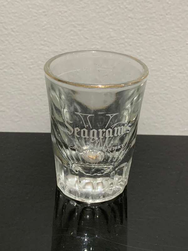 High Quality Large Tot Glass - Seagrams Canadian Whiskey