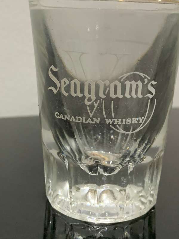 High Quality Large Tot Glass - Seagrams Canadian Whiskey