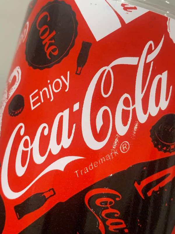 Trio Of Collectible Glass Coke Glasses  Awesome Design With Embossed Contour Bottles