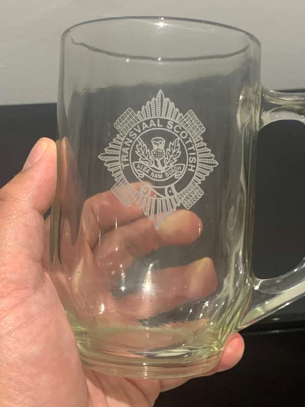 Glass Bar Mug  Transvaal Scottish Emblem - Militaria