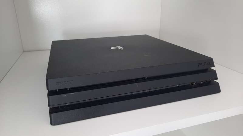 Playstation ps4 pro