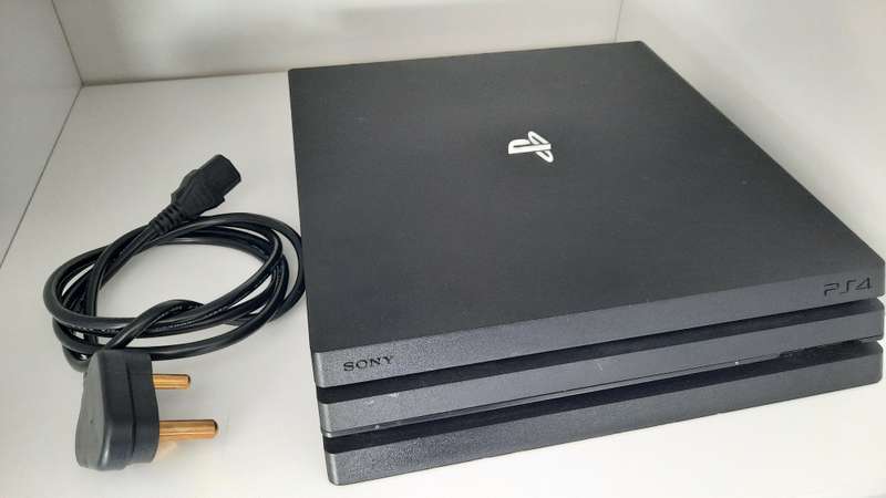 Playstation ps4 pro