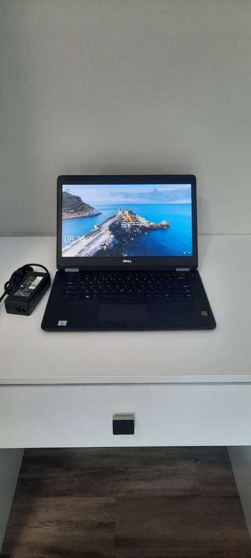 Dell Latitude E7470 i7 6th gen with Dell docking station