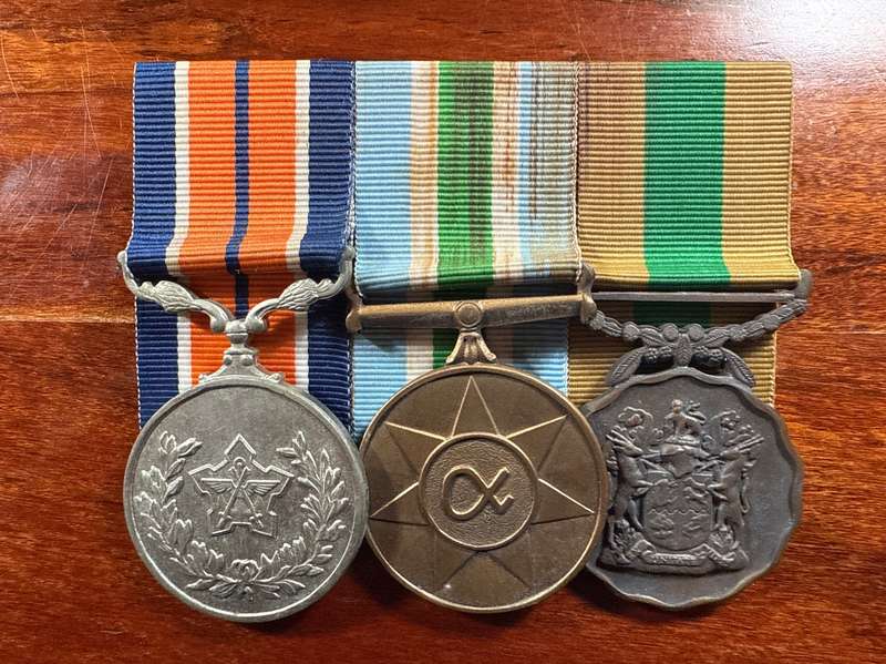 SADF Border War 3 medal group - full size + miniatures - South African Defence Force Good Service Me