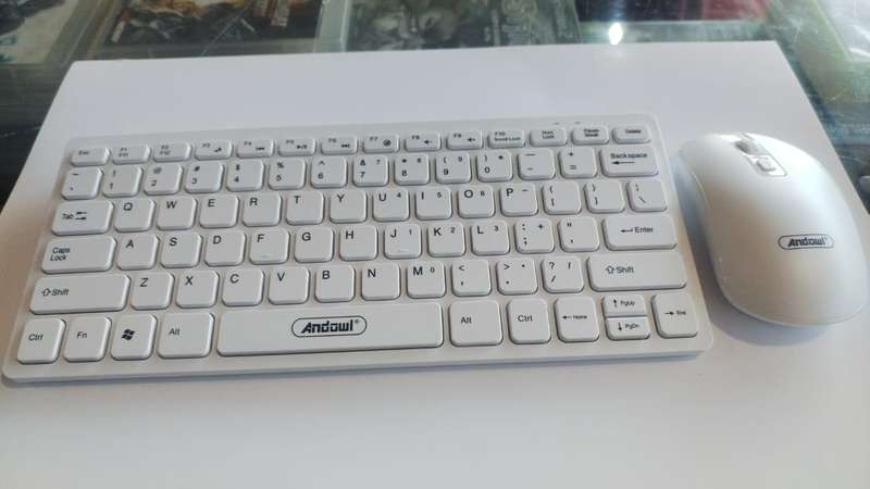 ANDOWL Mini Wireless Keyboard And Mouse