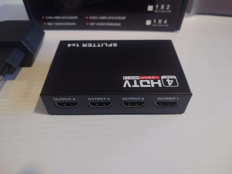 HDTV Splitter 1x4 Ver 1.4
