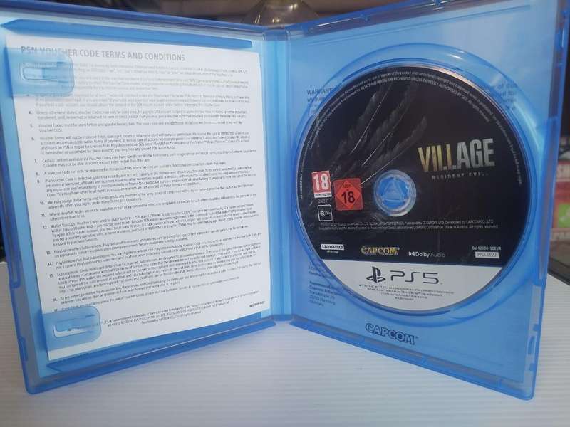 PS5 GAME(VILLAGE RESIDENT EVIL)