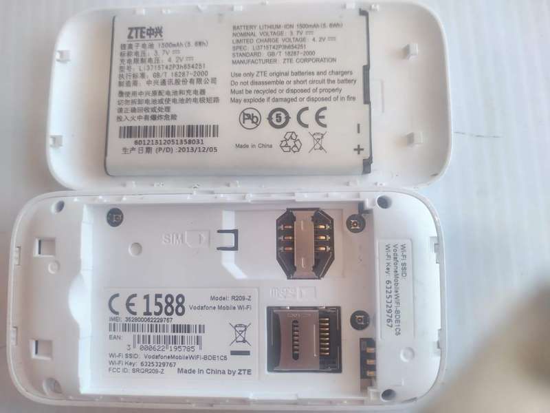 Wi-Fi modem/ pocket router