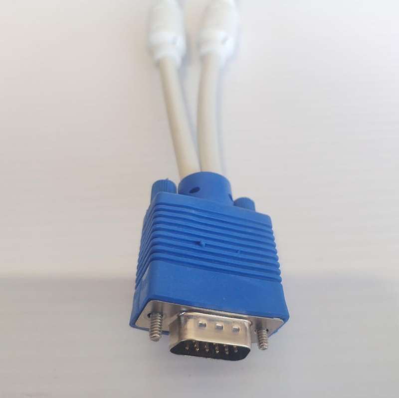 VGA Cable 1 To 2 Way Splitter