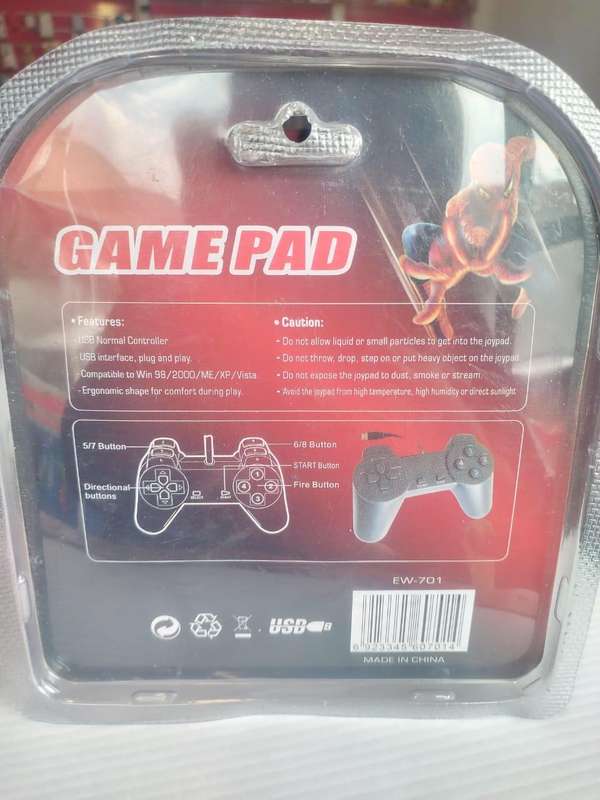 Wired Gaming Controller for PC Win 98/2000/ME/XP/Vista