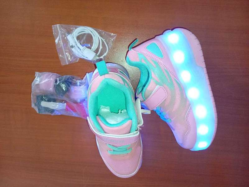 Rechargeable Kids Two Wheels Roller Skates Shoes with LED Lights Pink Size 2