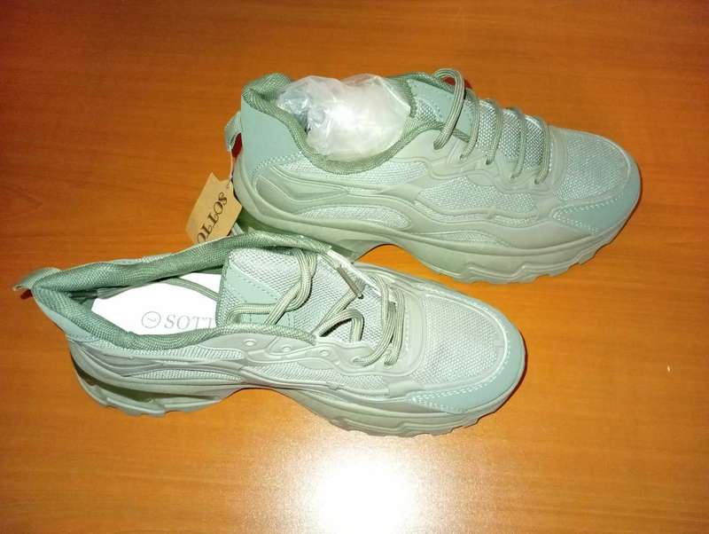 Sotto Ladies Green / Olive Sneakers UK Size 7 VERY Strong For Sale