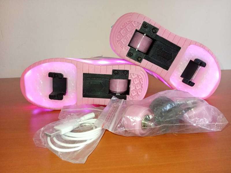 Rechargeable Kids Two Wheels Roller Skates Shoes with LED Lights Pink Size 2