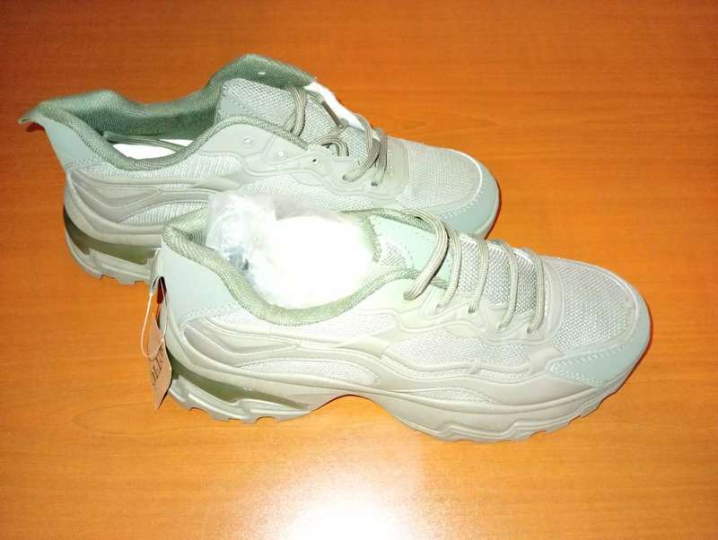 Sotto Ladies Green / Olive Sneakers UK Size 7 VERY Strong For Sale