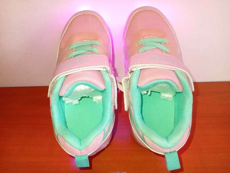 Rechargeable Kids Two Wheels Roller Skates Shoes with LED Lights Pink Size 2