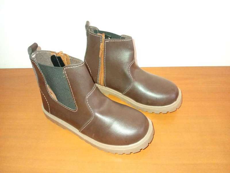 2 x Boys and Girls Bella, Wicked Kids Boots