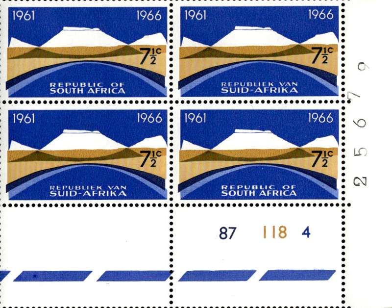 RSA 1966/05/31 Fifth Anniversary of the Republic 7½c Cyl. No 87 118 4