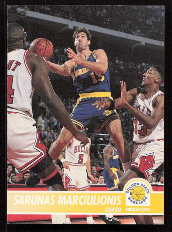 1994-95 Hoops #67 Sarunas Marciulionis