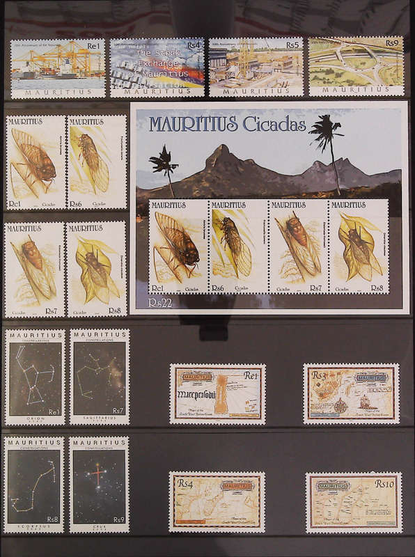 Mauritius 2002 Stamp Year Pack & Booklet