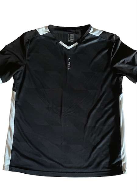 SPORTS T-SHIRT - TEENAGE BOY - SIZE 14-15 YEARS OLD
