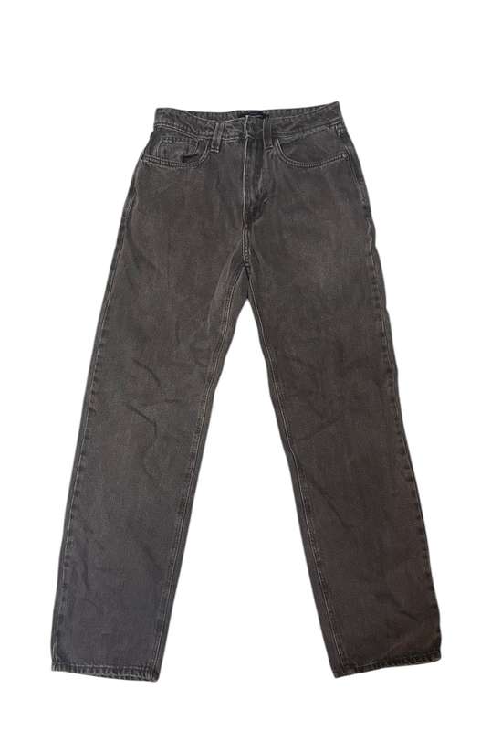 JEANS - STRAIGHT FIT - TEEN BOY - SIZE 28 - WASHED BLACK IN COLOUR