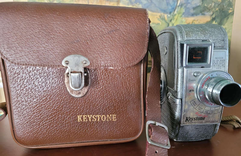 KEYSTONE 8MM MOVIE RECORDER CAMERA AND BELL AND KOON SYNCHRO PET PROJECTOR.