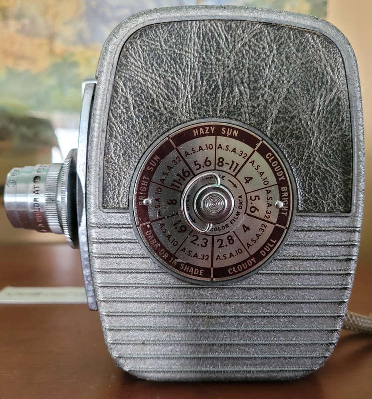 KEYSTONE 8MM MOVIE RECORDER CAMERA AND BELL AND KOON SYNCHRO PET PROJECTOR.