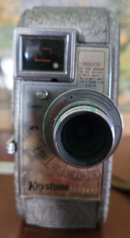 KEYSTONE 8MM MOVIE RECORDER CAMERA AND BELL AND KOON SYNCHRO PET PROJECTOR.
