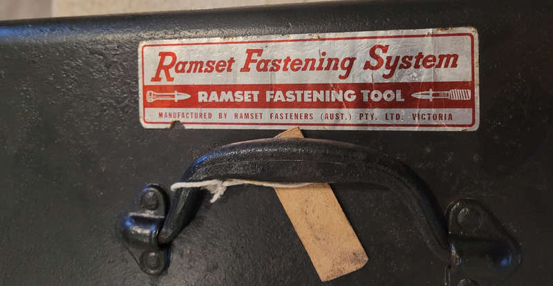 RAMSET .22 POWDER ACTUATED SYSTEM, TOOLBOX AND GUN