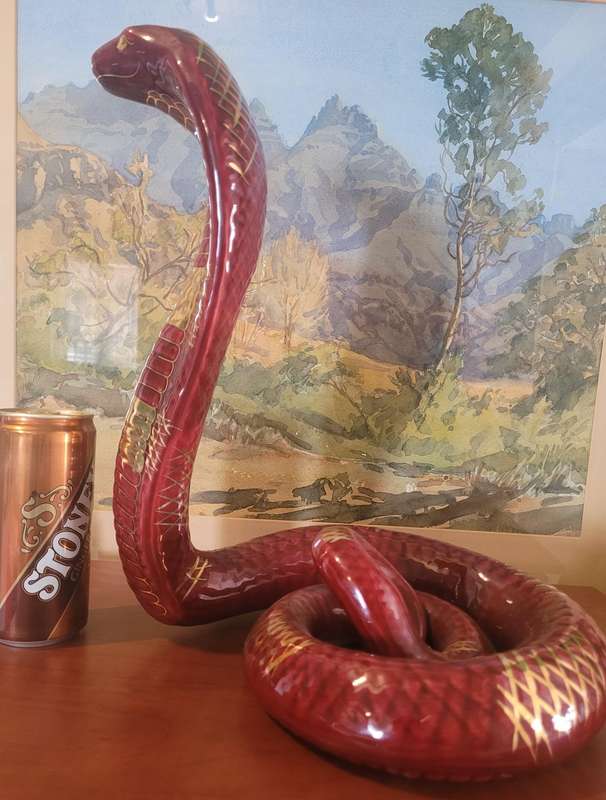 CHERRY RED AND GOLD PORCELAIN COBRA ORNAMENT AND IL VERROCCHIO STAMPED ASHTRAY