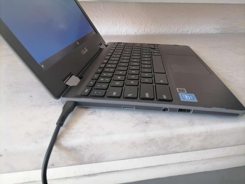 Asus Chromebook