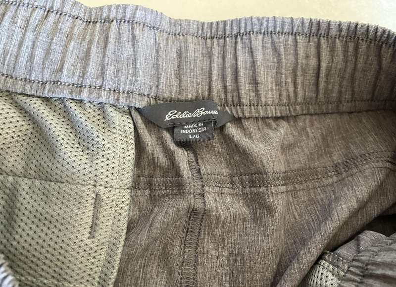 Eddie Bauer Pull-On-Shorts. Men's Size: Large. UPF 50+ Water Repellent. USA Imported. MSRP $60.00