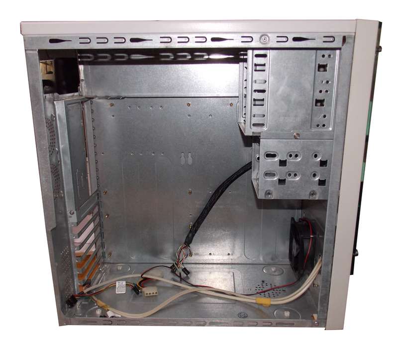 ATX Mid Tower 3-Bay 5.25 inch 2-Bay 3.5 inch (2003)