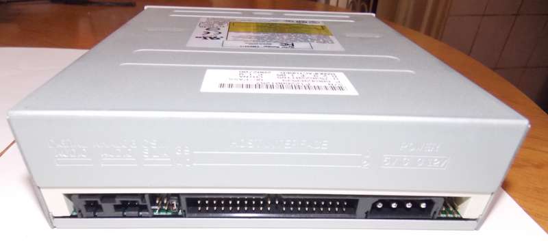 Bestmax CMD5210 CD Reader 56x IDE (2002)