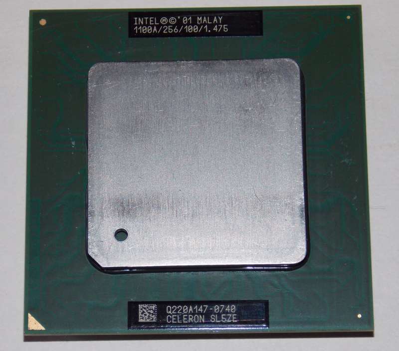 Intel Socket 370 Celeron Tualatin-256 1100Mhz SL5ZE