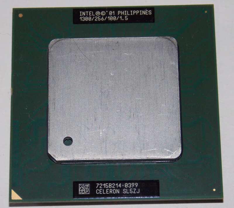 Intel Socket 370 Celeron Tualatin-256 1300Mhz SL5ZJ