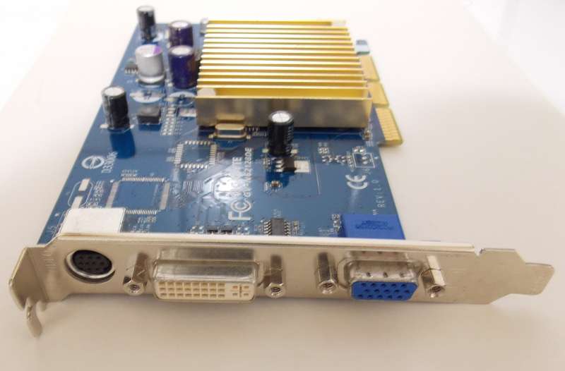 Gigabyte nVidia GeForce 6200 AGP 128mb 64-Bit (2005)