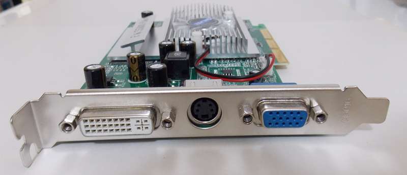 Galaxy Zeus nVidia FX5500 AGP 256mb 128-Bit (2005)