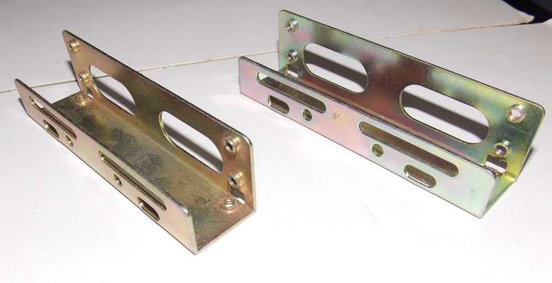 3.5 inch to 5.25 inch Mounting Bracket Metal (1989)
