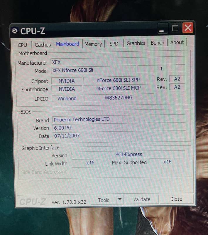 XFX NForce 680i SLI Socket 775 Intel Quad Q6600 4GB RAM (2007)