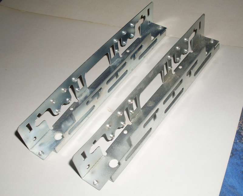 Metal 3.5 inch to 5.25 inch Multi Bracket for all devices