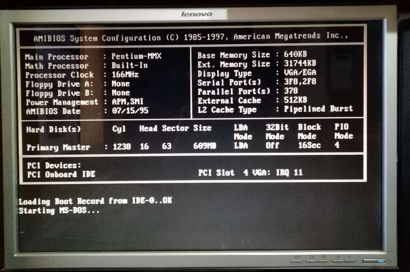 PC Chips M558 Intel Pentium MMX 166Mhz 32mb RAM (1997)