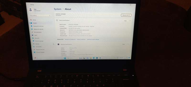 ThinkPad T480 8250u (8 CPU Threads), 16GB DDR4 RAM, Windows 11