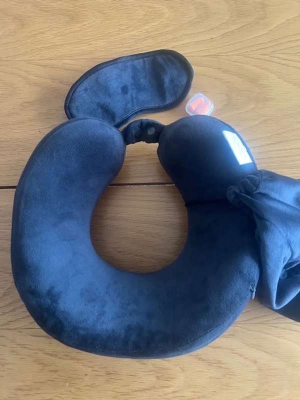 Solace Travel Pillow Kit