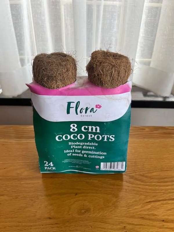 Flora Select 8 cm coco pots